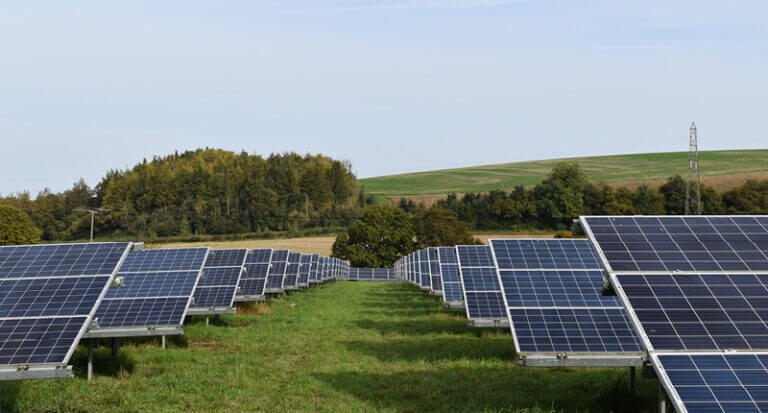 solar power farm uk
